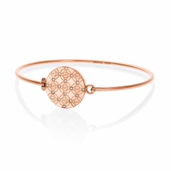 Michael Kors Etched monogram bangle bracelet - Picture 2 of 4